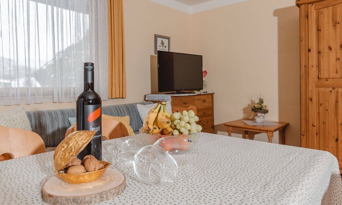 Bad Gastein Apartment | Beautiful apartment for 7 people with WIFI, TV, balcony and pets allowed