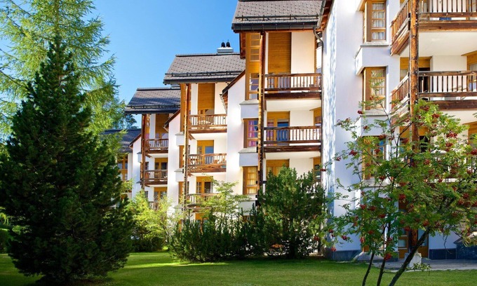 Lenzerheide Apartment | Beautiful apartment for 2 guests with TV and balcony