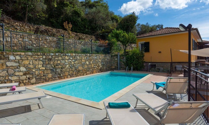 Pietrabruna Apartment | Beautiful apartment for 18 people with private pool, WIFI, TV, patio and panoramic view