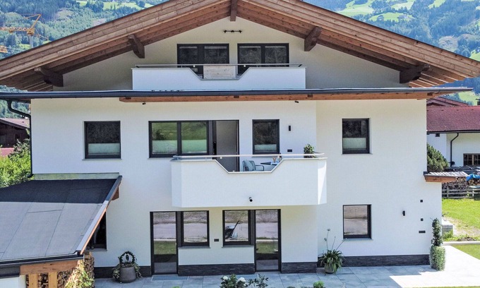 Aschau Im Zillertal Apartment | Beautiful apartment for 4 people with WIFI and terrace