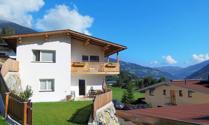 Hoarberg Apartment | Beautiful apartment for 8 people with WIFI, TV and terrace