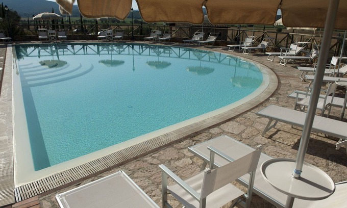 Campiglia Marittima Other | Beautiful apartment for 4 guests with pool, TV and panoramic view