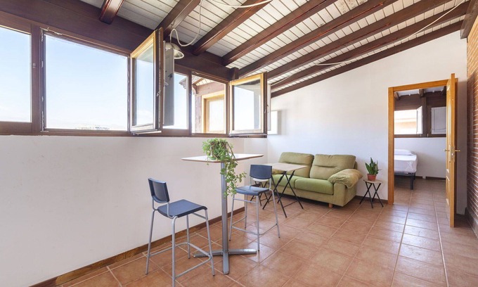 Almeria Apartment | Beautiful apartment for 5 guests with A/C, WIFI and TV