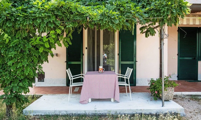 San Feliciano Apartment | Beautiful apartment for 4 guests with pool, WIFI, A/C, TV, patio and pets allowed