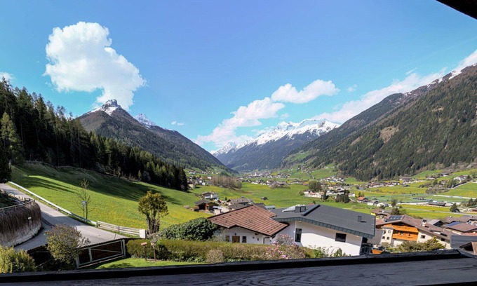 Neustift Im Stubaital Apartment | Beautiful apartment for 5 people with WIFI, TV and balcony