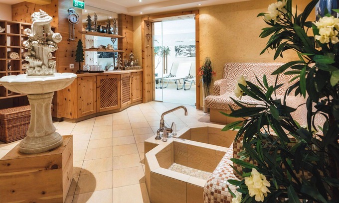 Ladis Apartment | Beautiful apartment for 6 people with WIFI, TV and terrace