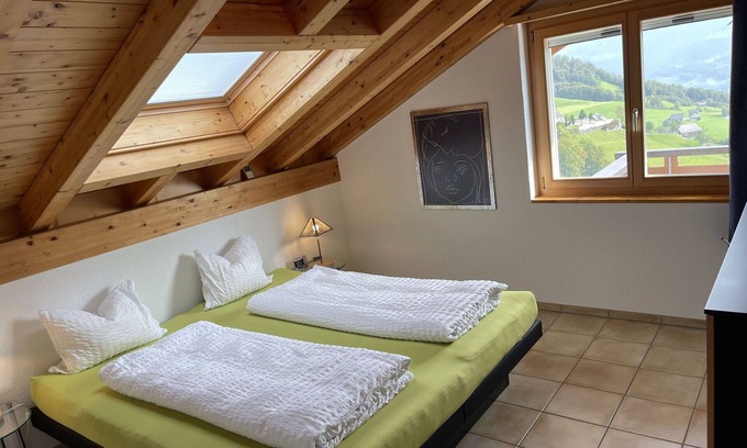 Amden Apartment | Beautiful apartment for 5 guests with WIFI, TV, terrace, pets allowed and panoramic view