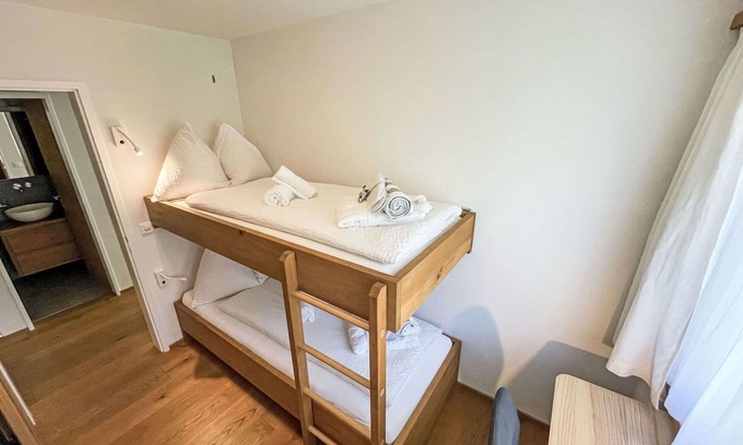 Falera Apartment | Beautiful apartment for 6 people with WIFI, pool, TV, balcony and panoramic view