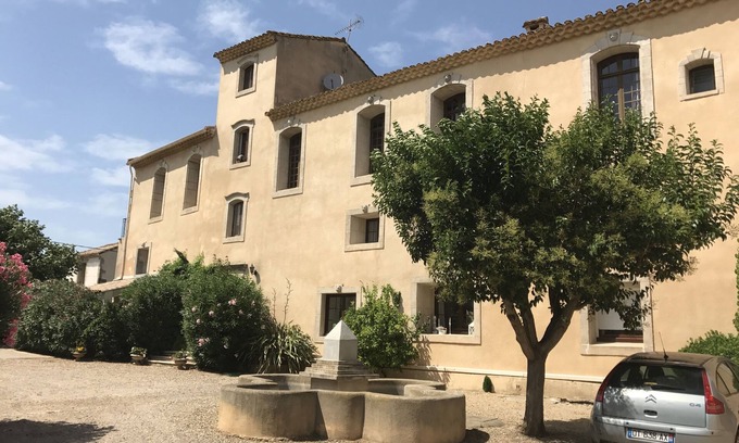 Beziers Apartment | Beautiful Apartment in an exclusive domaine, surrounded by vineyards.