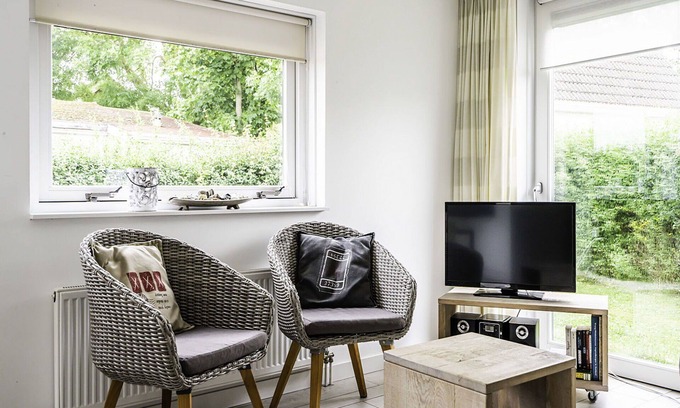 Municipality of Vlissingen House | Beautiful apartment in villa for 4 people with WIFI, TV, terrace and pets allowed