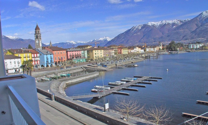 Ascona Apartment | Beautiful apartment on the lake promenade with stunning views of Ascona