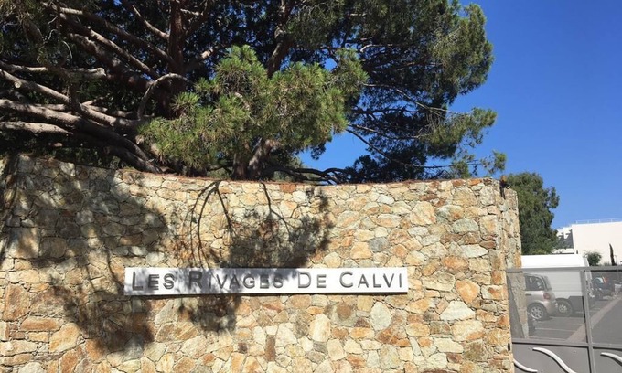 Calvi Apartment | Beautiful apartment with large terrace 150m from the beach