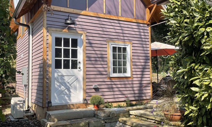 Bear Creek House | Beautiful Asheville Tiny Home Get-a-way