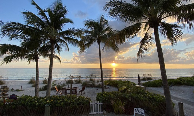 Bonita Springs House | Beautiful Beach Front Cottage on the Gulf of Mexico