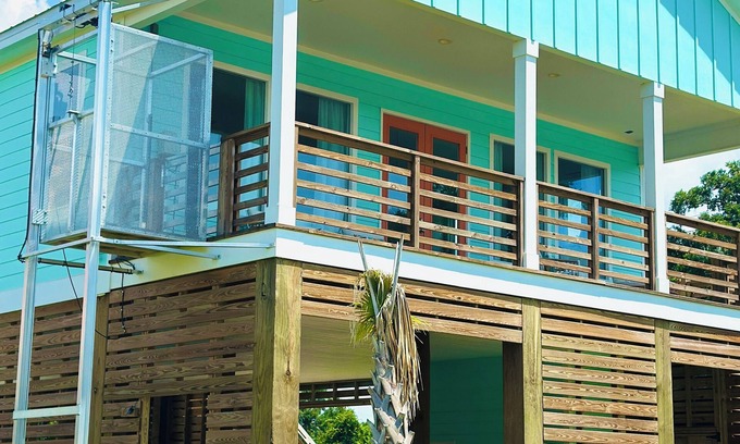 Mississippi City House | Beautiful Beach Home- Cajun Paradise -10 guest