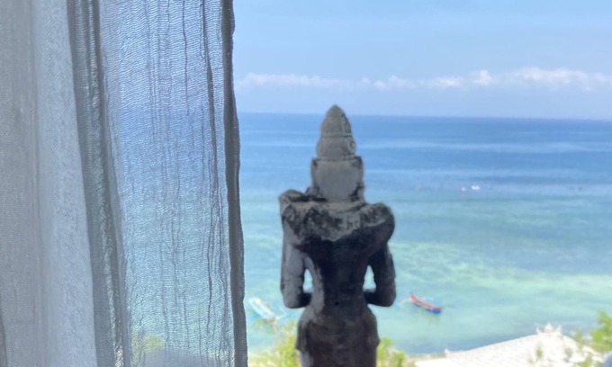Uluwatu Bed & Breakfast | Beautiful Beachfront 2 bedroom in Bali