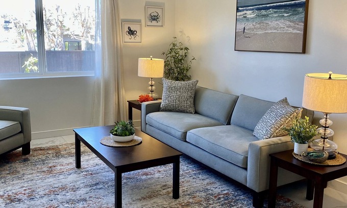 South Laguna Apartment | Beautiful, Bright and Spacious Steps From The Beach