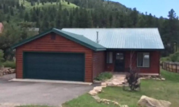 Forest Lakes House | Beautiful cabin-style house, nestled conveniently between Durango and Pagosa!