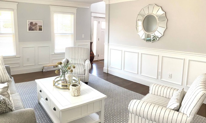 Swampscott House | Beautiful coastal 5-BR in Swampscott - 5 mins to beach, Wifi, gas fireplace