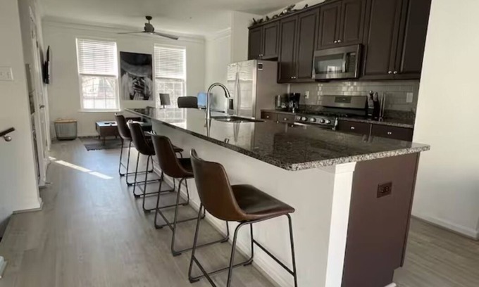 Germantown House | Beautiful Cozy 3 bedroom Townhome