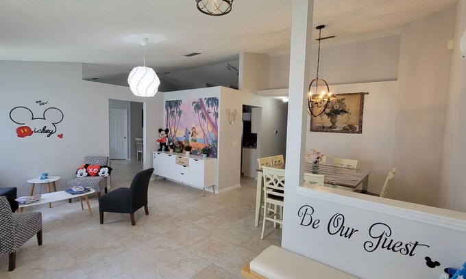 Clear Creek House | Beautiful Disney themed home 4/3 villa w/private pool, Lakeview close to parks