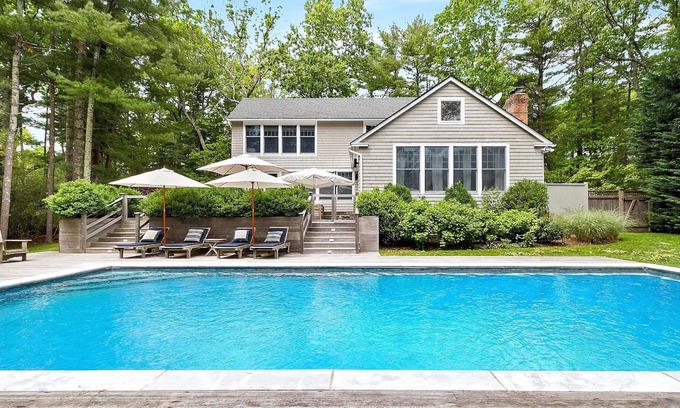 Northwest Harbor House | Beautiful East Hampton Home, Close to Beach and Town