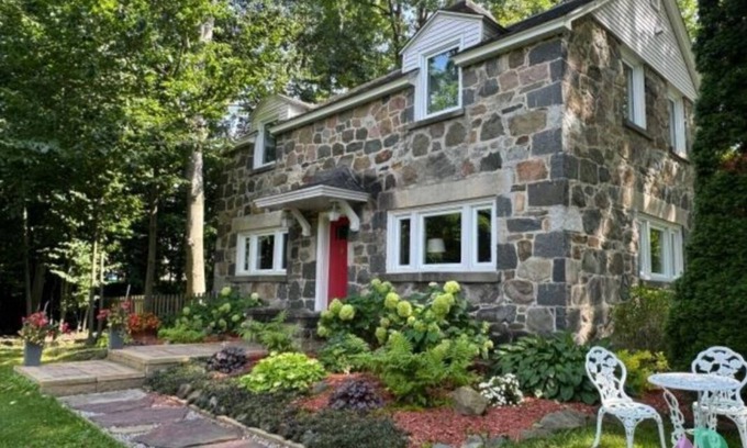 Granby House | Beautiful English cottage close to ski mountains and all winter activities