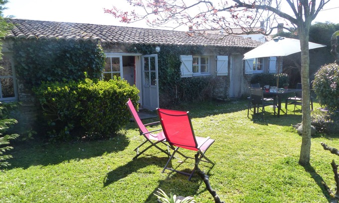 Noirmoutier-en-l'Ile House | Beautiful farmhouse on large plot of land in Noirmoutier, near town center and sea