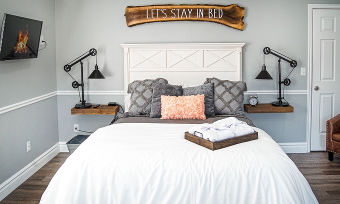 Nibley House | Beautiful Farmhouse Guest Home