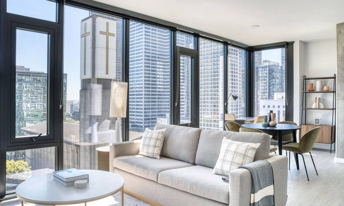 Downtown Seattle Apartment | Beautiful First Hill 2BR w/Gym & Coworking, by Blueground