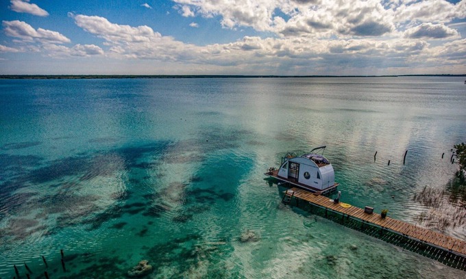 Bacalar Boat Rental | Beautiful Floating House in the 7 Colors Lagoon, Bacalar, Mexico