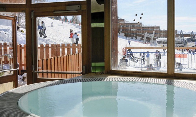 Arc-1600 Apartment | Beautiful apartment for 4 guests with pool, WIFI, TV, terrace and pets allowed
