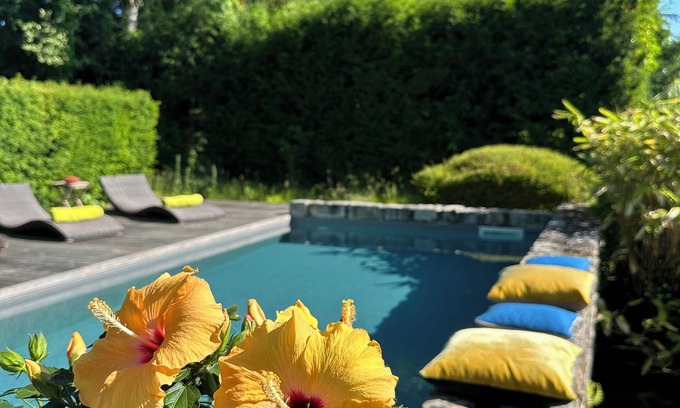 Saint-Martin-en-Biere Cottage | Beautiful farmhouse near Barbizon, charm!