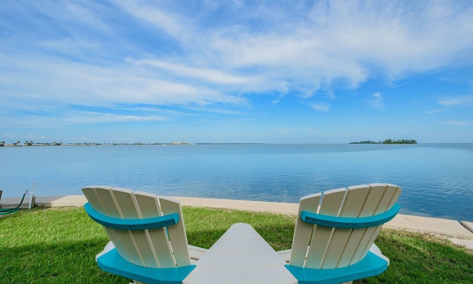 Dunedin House | Beautiful, Gulf-front, 2 bedroom, 2 bath, End Unit, Dunedin Townhome. Sunsets!