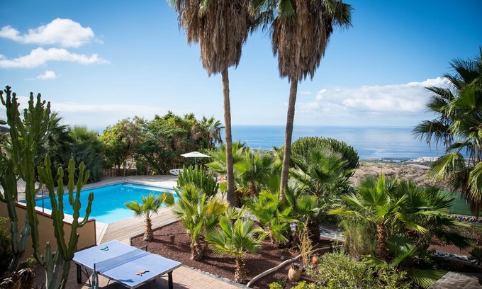 Guia de Isora Apartment | beautiful holiday home on private holiday Finca with heated pool