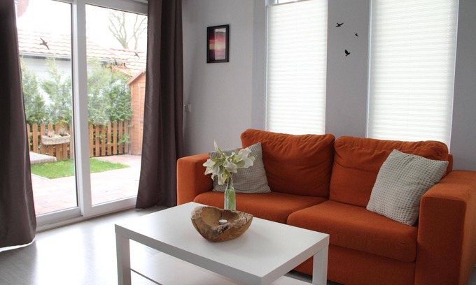 Onderdijk House | Beautiful holiday home in Wervershoof with garden, barbecue and terrace