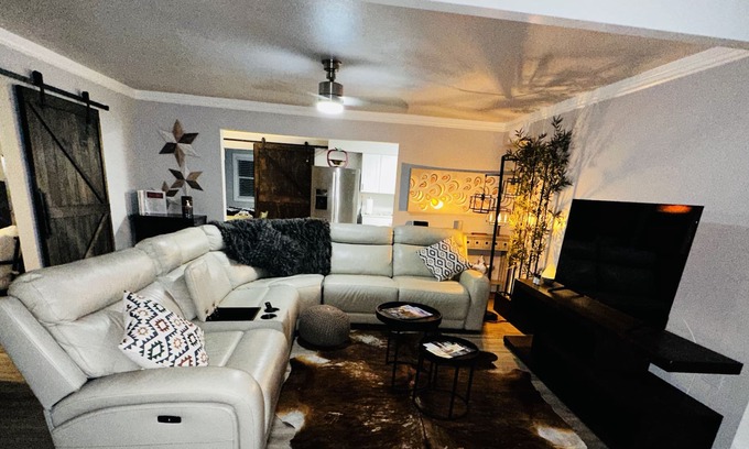 Swiss Manor House | Beautiful home in Flagstaff near downtown!