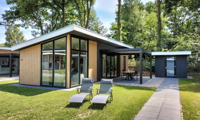 Voorthuizen House | Beautiful home in Voorthuizen