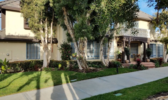 Huntington Beach House | Beautiful house in luxury guarded 24/7 complex, minutes from the beach