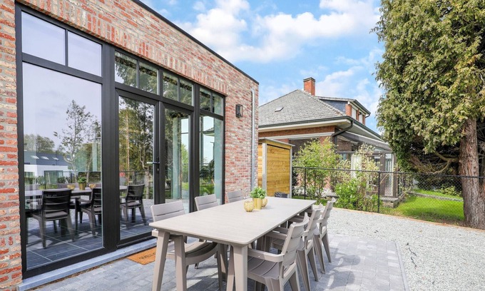 Ronse House | Beautiful house in Flemish Ardennes for cyclists