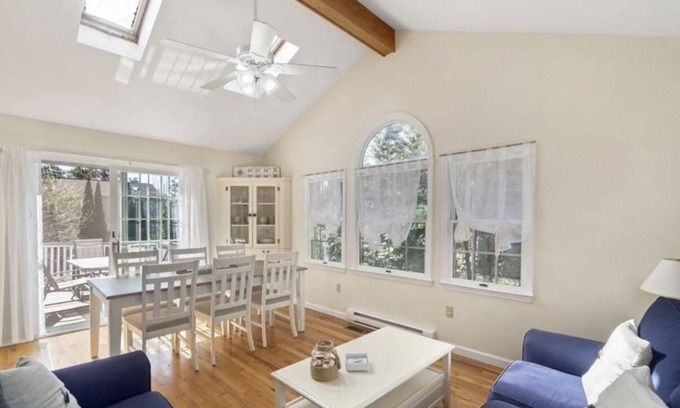Kenyon House | Beautiful house minutes from Charlestown Beach