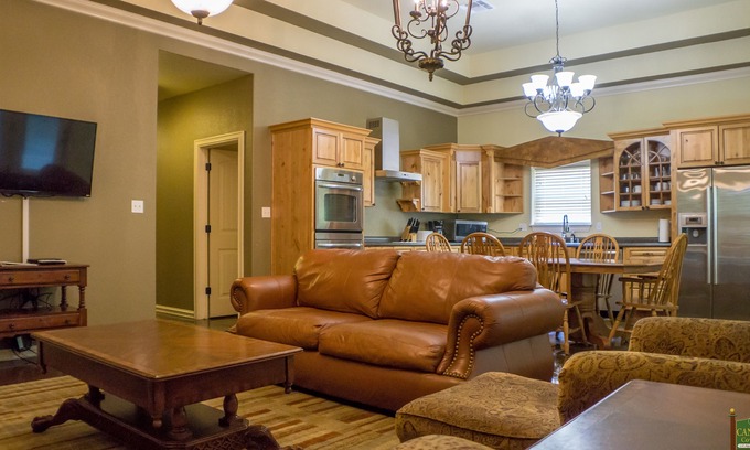 Grove House | Beautiful House with Pool and Playground and Waterfront Access