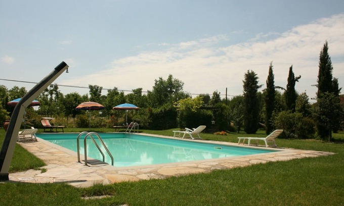 Castiglion Fiorentino Apartment | Beautiful apartment for 2 people with pool, WIFI, TV and pets allowed, close to Cortona