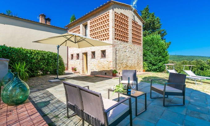 Castel San Gimignano House | Beautiful private villa for 4 guests with WIFI, A/C, TV, patio and panoramic view
