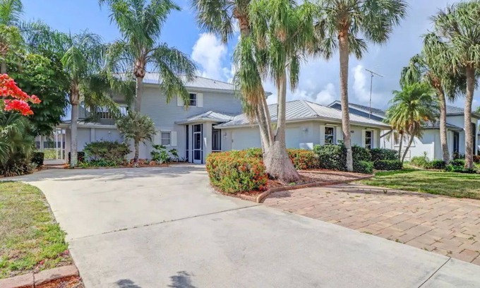 Gulf Cove House | Beautiful Key West Style home with outrageous water views