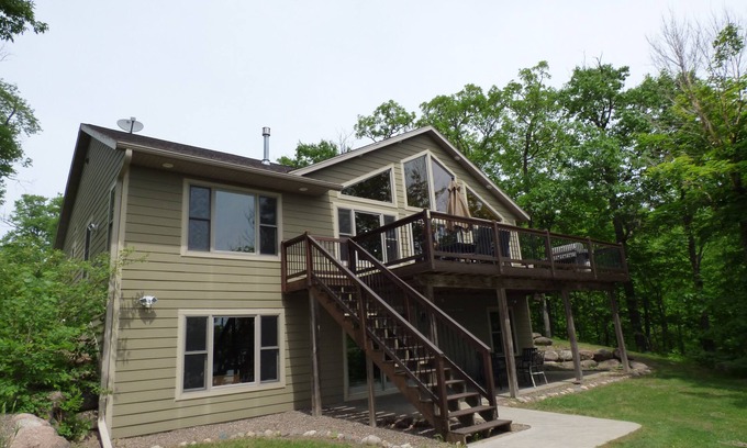 Aitkin House | Beautiful lakehome on picturesque Cedar Lake!