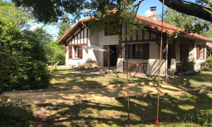 Levignacq House | Beautiful Landes house in a wooded setting