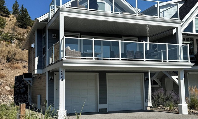 Central Okanagan Cottage | Beautiful, luxurious, brand new with lake view cottage. Best location in La Casa