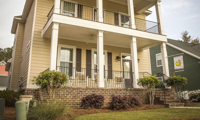 Riverwood Plantation House | Beautiful Masters Rental - Quiet neighborhood, steps from Champions Retreat