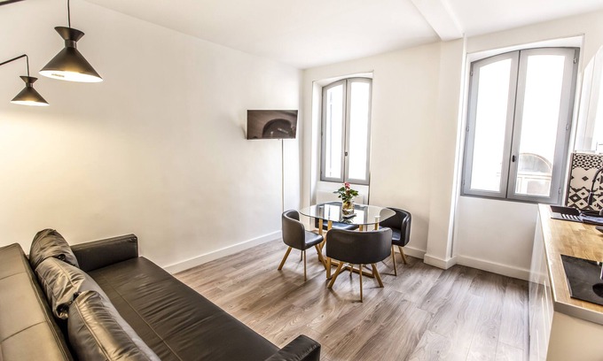 Quartier du Panier Apartment | Beautiful modern renovation in the heart of Panier